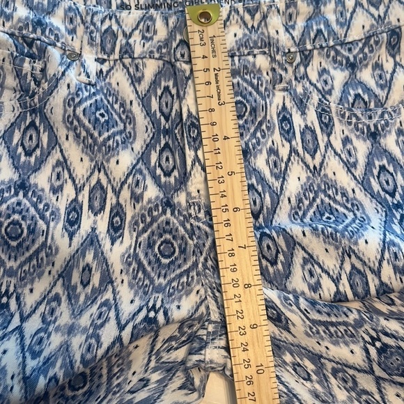 Chico’s So Slimming Diamond-Print Girlfriend Crops Size 2 - Picture 5 of 9